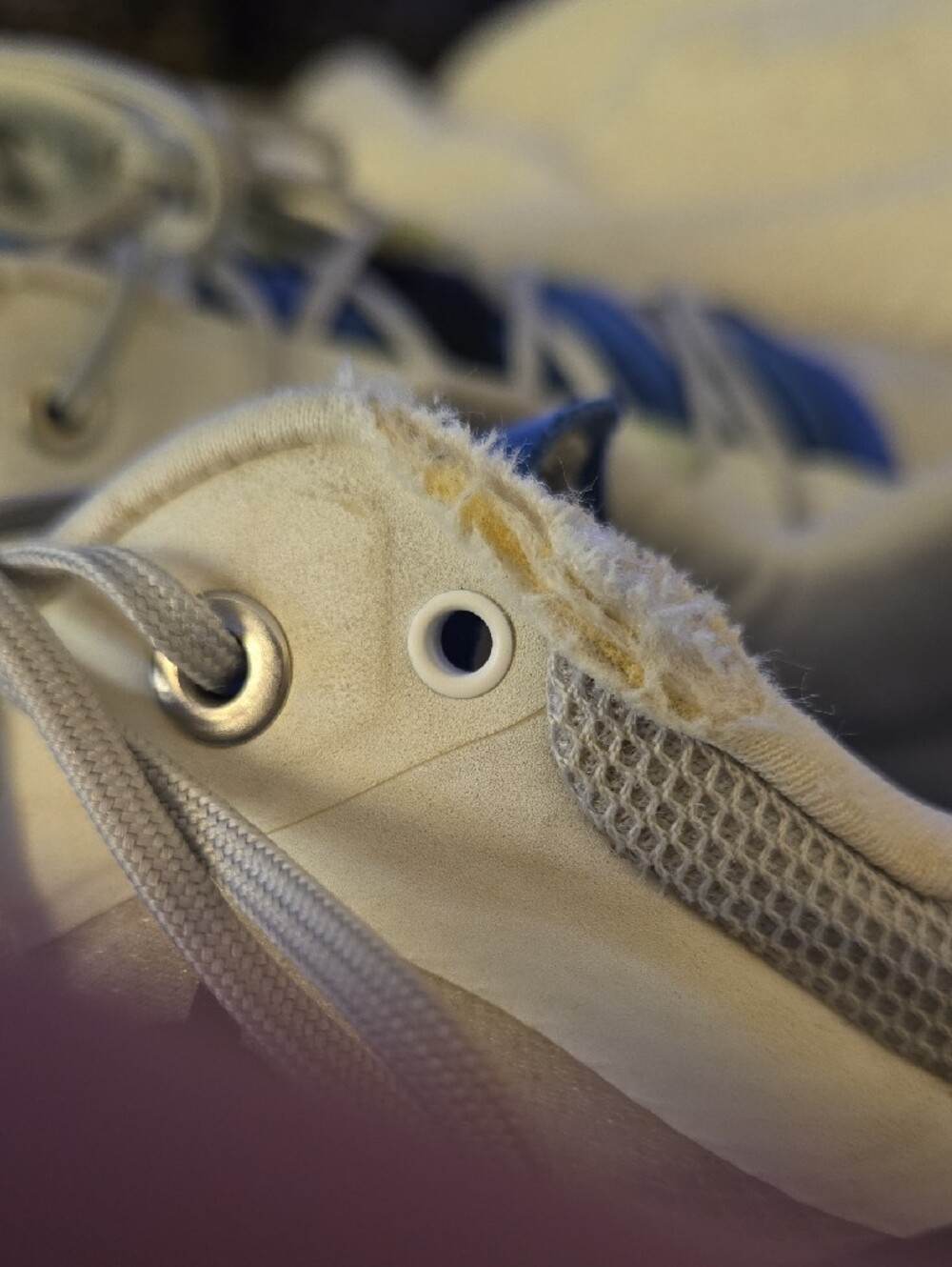 On Cloud Cloudtec Helion White Blue Running Shoe Men Sz 11 Clean Good Condition - Picture 12 of 12